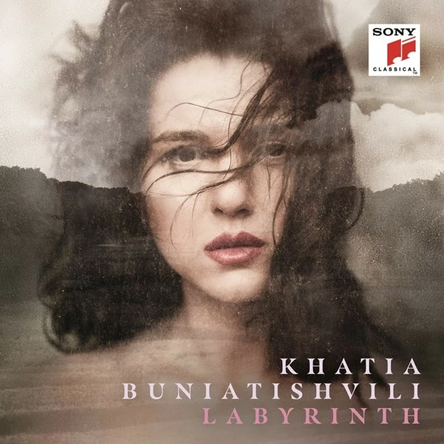 Khatia Buniatishvili: Labyrinth (Vinyl 12" Album) - Khatia Buniatishvili 3 Khatia Buniatishvili: Labyrinth (Vinyl 12" Album) - Khatia Buniatishvili